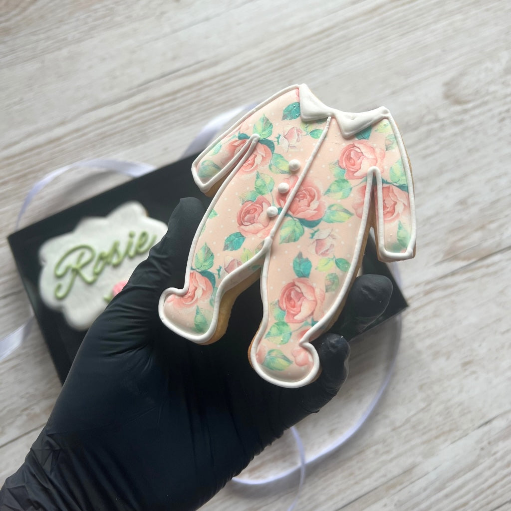 New Baby Girl Biscuit Gift