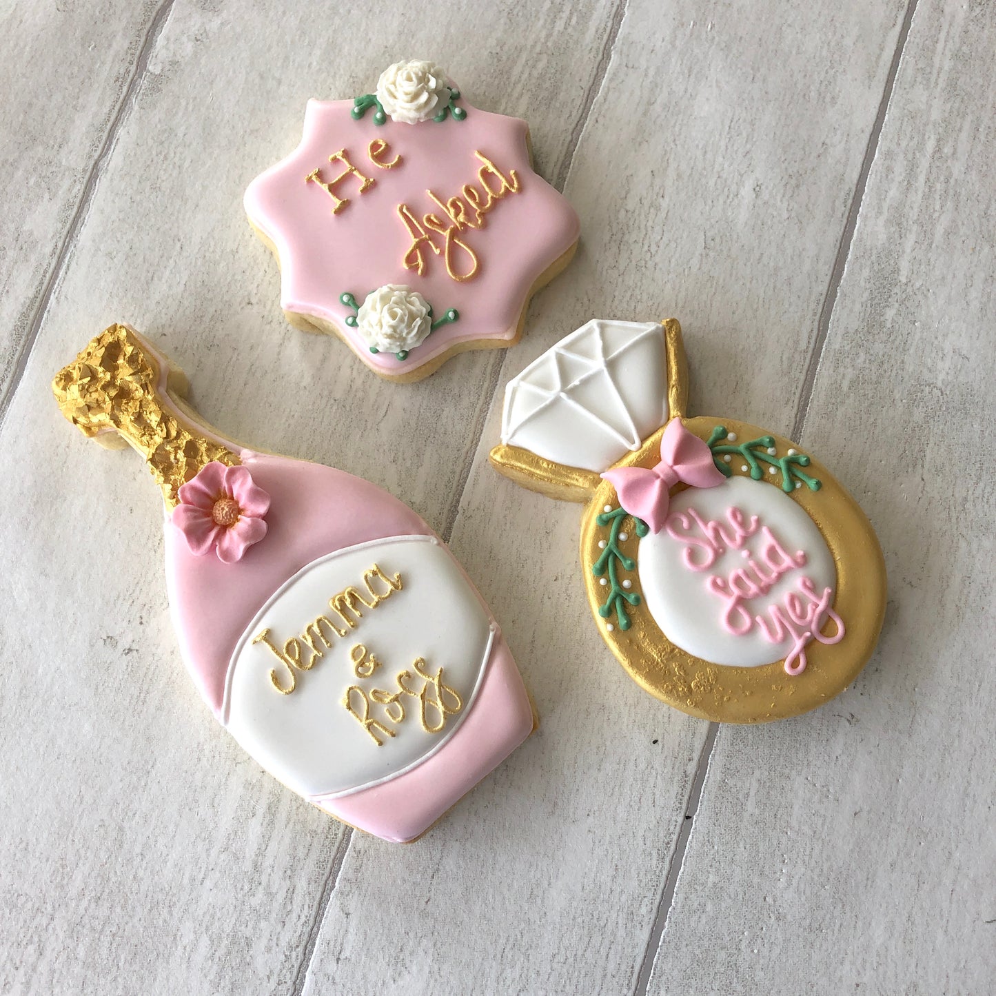 Engagement Biscuit Gift Box